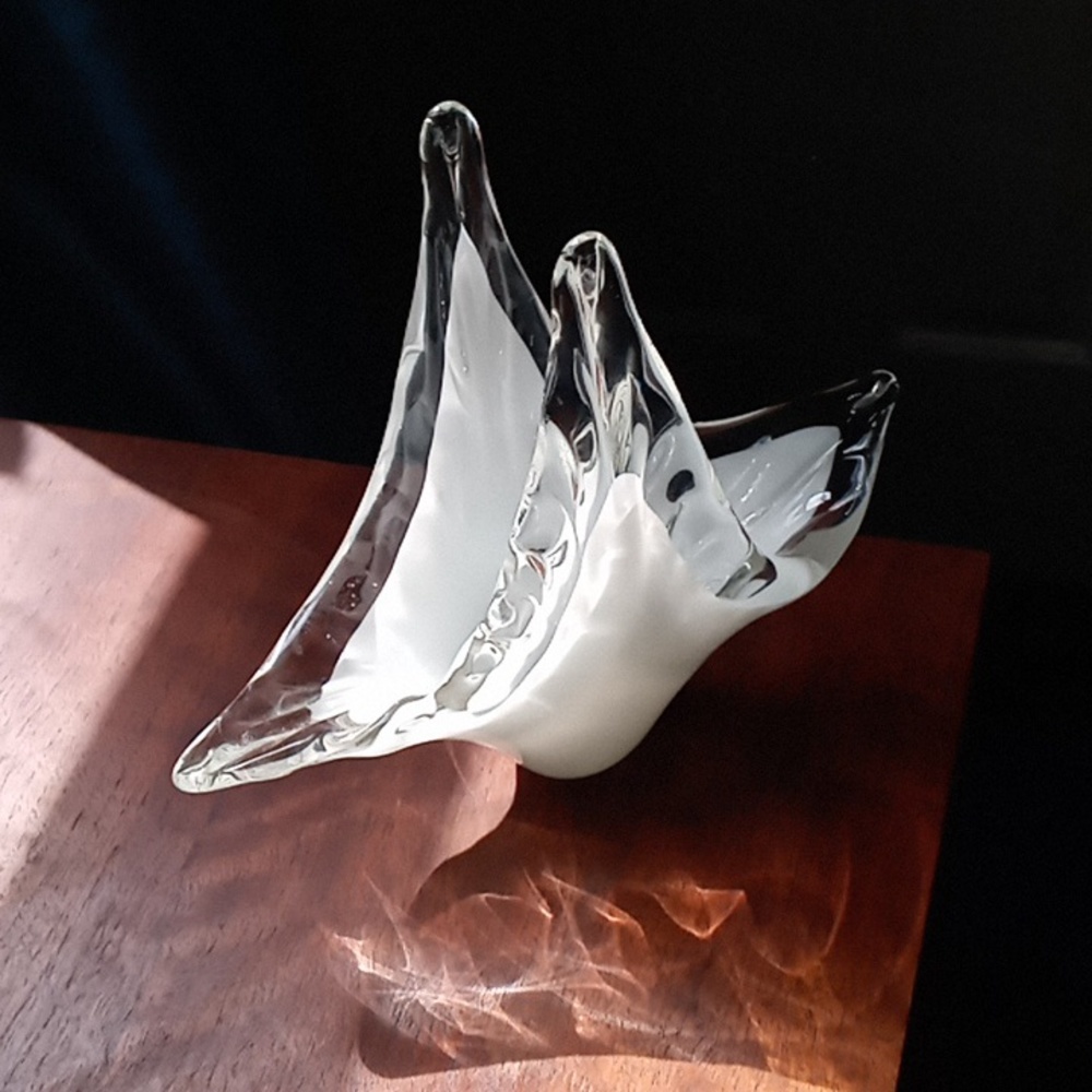 Mery Bomboniere vintage hand blown Italian crystal art glass napkin holder.